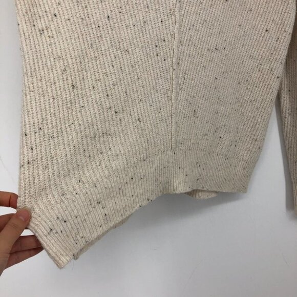 Ruby  Moon Cream V-Neck speckled ribbed knit Sweater SP - Picture 11 of 14